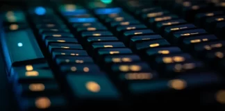 Como utilizar dois teclados num só computador