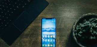 Como lançar o telefone Android para o portátil