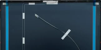 Substituição da capa do portátil, pelo exemplo da Lenovo IdeaPad 5